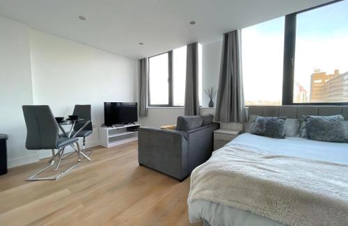 Old Trafford Apartamento | Amazing Views of the City