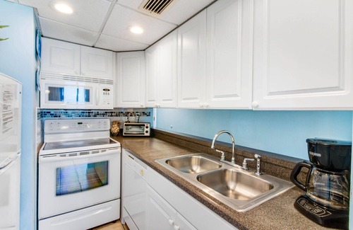 Panama City Beach Condominio | AMAZING VIEWS - OCEAN FRONT on the beach FREE BEACH CHAIRS - March to October
