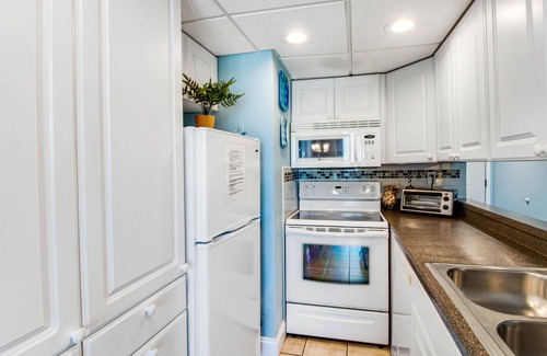 Panama City Beach Condominio | AMAZING VIEWS - OCEAN FRONT on the beach FREE BEACH CHAIRS - March to October