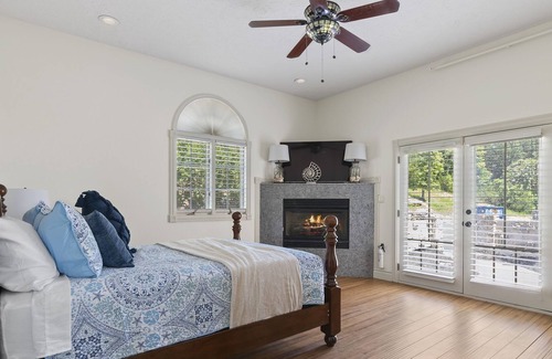 Table Rock Villa | Amazing Villa Close to Branson Strip!
