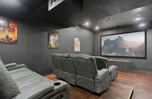 Table Rock Villa | Amazing Villa Close to Branson Strip!