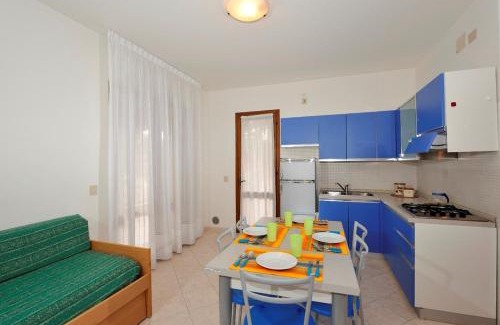 Bibione Apartamento | Amazing Villa with private garden in Bibione