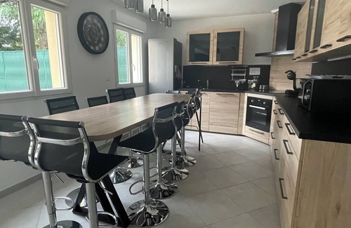 La Victoire - Les Marechaux Casa | Amazing Villa with SPA Compiegne 12 People, 6 bedrooms 6 bathrooms 30min Asterix