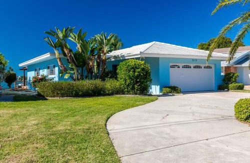 Indian Rocks Beach Casa | Amazing water front view home newly renovated 3BD 2BTH