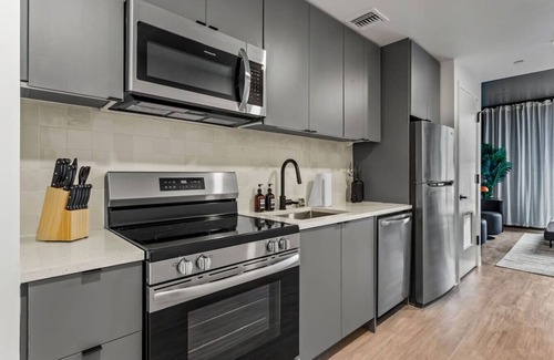 Historic Ybor Apartamento | Amazing Ybor Studio | Free Parking | Near DT Fun!