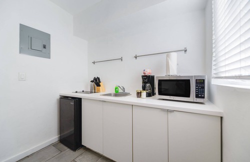 Northeast Miami Condominio | Amazing Zen Studio 15 min from the beach