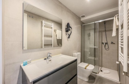 Gaztambide Casa | AmazINN Places Blasco de Garay 105