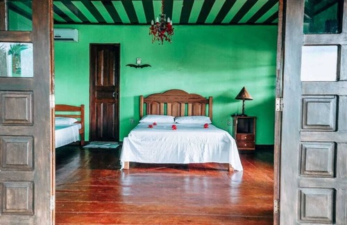 Careiro Hotel | Amazon resort island
