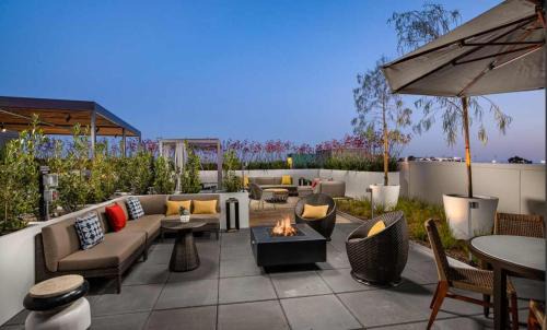 Downtown Apartamento | Amber Drift - Santa Monica 2BR Penthouse Ocean views