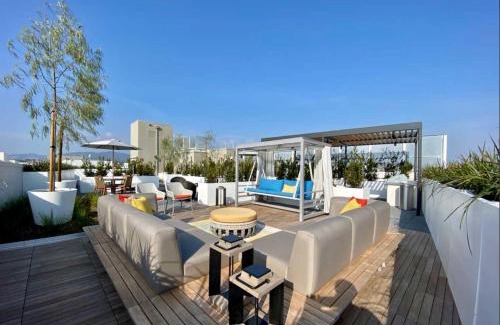 Downtown Apartamento | Amber Drift - Santa Monica 2BR Penthouse Ocean views