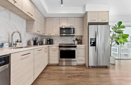 Downtown Apartamento | Amber Drift - Santa Monica 2BR Penthouse Ocean views