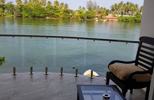 Aluthgama Cama Y Desayuno | Amber House Lanka