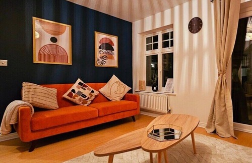 Barnt Green Casa | Amber House; Modern Comfortable Home - BHX/NEC/JLR