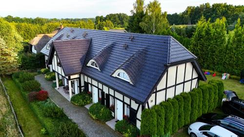 Debina Apartamento | Amber House Swierkowa