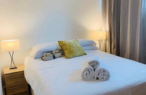 Woking Apartamento | AmberBlue@Woking