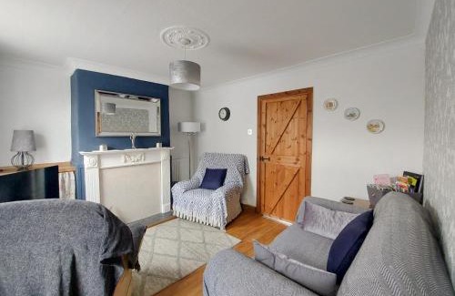Alfreton Casa | Amberley Cottage