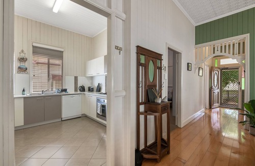 South Toowoomba Casa | Ambiente Cottage - Pet and Family Friendly.