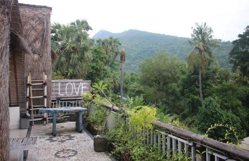 Amed Casa | Amed Paradise Warung & House Bali