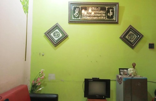 Medan Casa | Amelia 4 Guest House Female