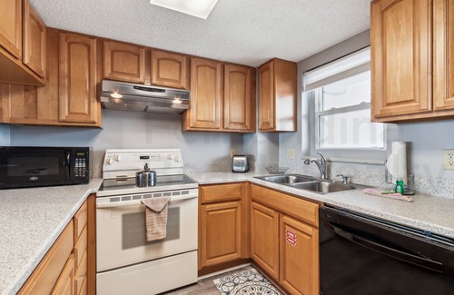 Fernandina Beach Condominio | Amelia South 2 Bedroom Condo by RedAwning