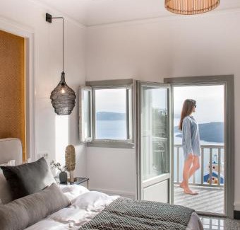 Fira Hotel | Amelot Art Suites