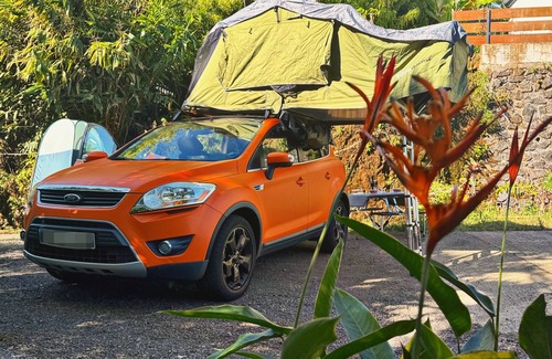 Centre Ville Casa | AMENAGED SUV " Mango ": fridge, freezer, sink, shower, camping equipment