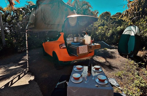 Centre Ville Casa | AMENAGED SUV " Mango ": fridge, freezer, sink, shower, camping equipment