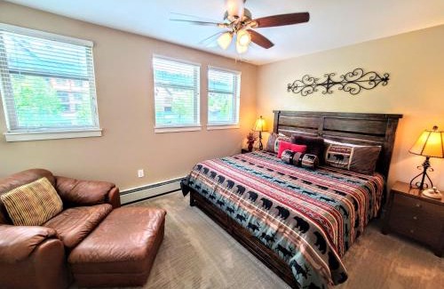 Winter Park Apartamento | Amenities Deck Level, Walk to Gondola WP Resort