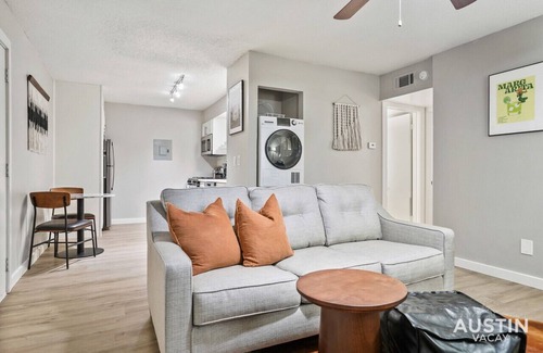 Brentwood Apartamento | Amenity Heavy Serene Apt in Convenient Location