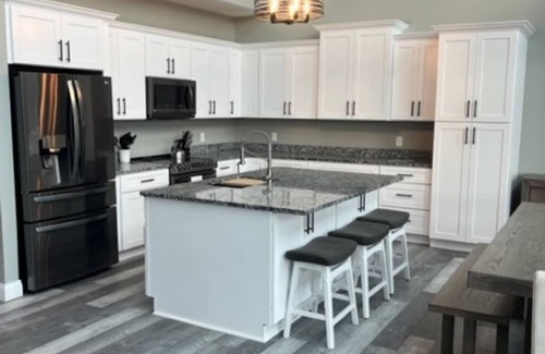 Marion Casa | Amenity loaded golf course retreat!