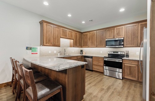 Crosslake Condominio | Amenity packed Condo #820 Shores of Cross Lake