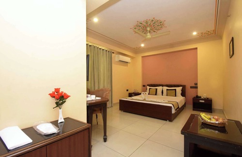 Amer Fort Road Hotel | Amer City Heritage Hotel