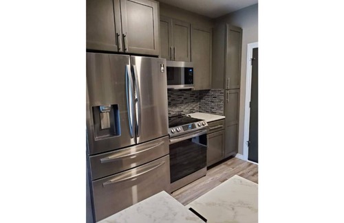 Comfort Casa | American Dreamers Suite (Sleeps 2)