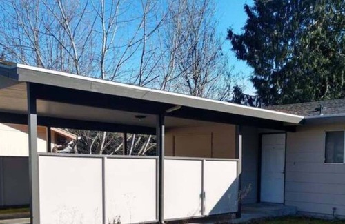 Tillicum Apartamento | American Lake Hideaway