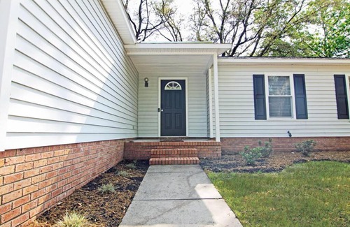 Wilmington Apartamento | American Made- No Better Words
