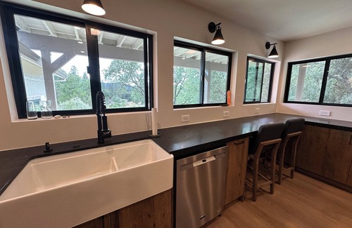 Lotus Casa | American River Front Home, remodeled 2 bd home with bonus room