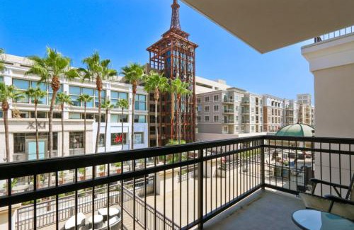 Downtown Casa | Americana At Brand Glendale California
