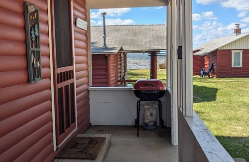 Prudenville Cabina | Cabin #6 - Americana