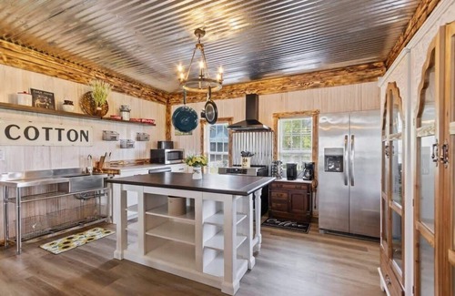 Valley Head Casa | Americana Farm Getaway