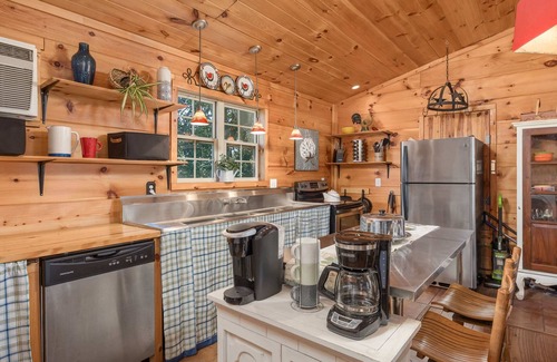 Valley Head Casa | Americana Farm Summar