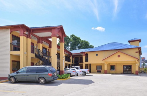 Northside Hotel | Americas Best Value Inn Downtown Houston