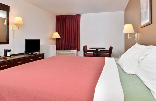 Beardstown Hotel | Americas Best Value Inn Beardstown