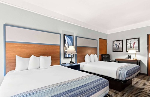 New Braunfels Hotel | AmericInn by Wyndham New Braunfels