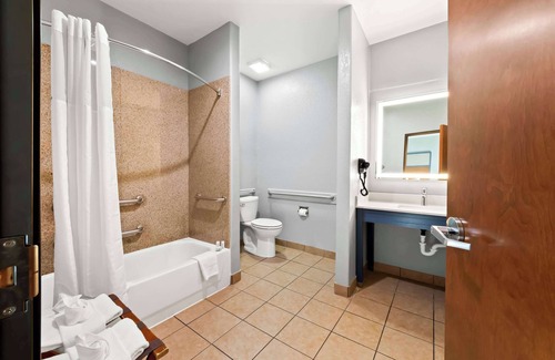 New Braunfels Hotel | AmericInn by Wyndham New Braunfels