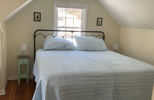 Ames Casa | Ames charmer close to Iowa State