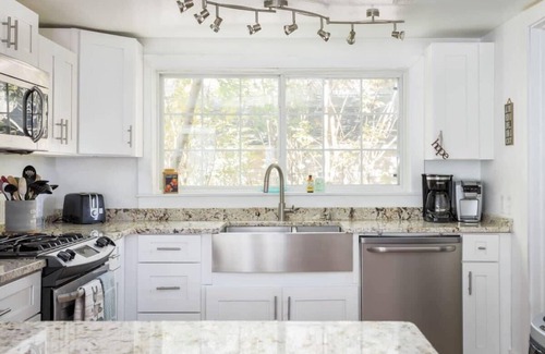 Elk Rapids Casa | Ames Cottage in Elk Rapids - Dog Friendly and Great Location!
