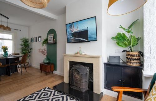 Belfast Casa | Amica Rose
