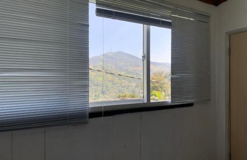 Anniwatta Apartamento | Amigos one bed room jungle view apartment