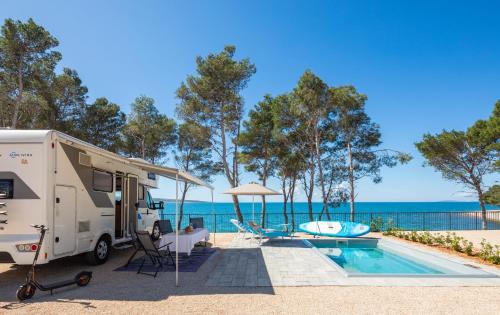 Povljana Otro | Aminess Style Camping Avalona Resort - Pitches