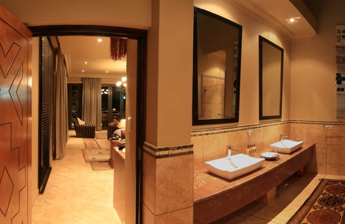 Kloof Casa | Ammazulu African Palace